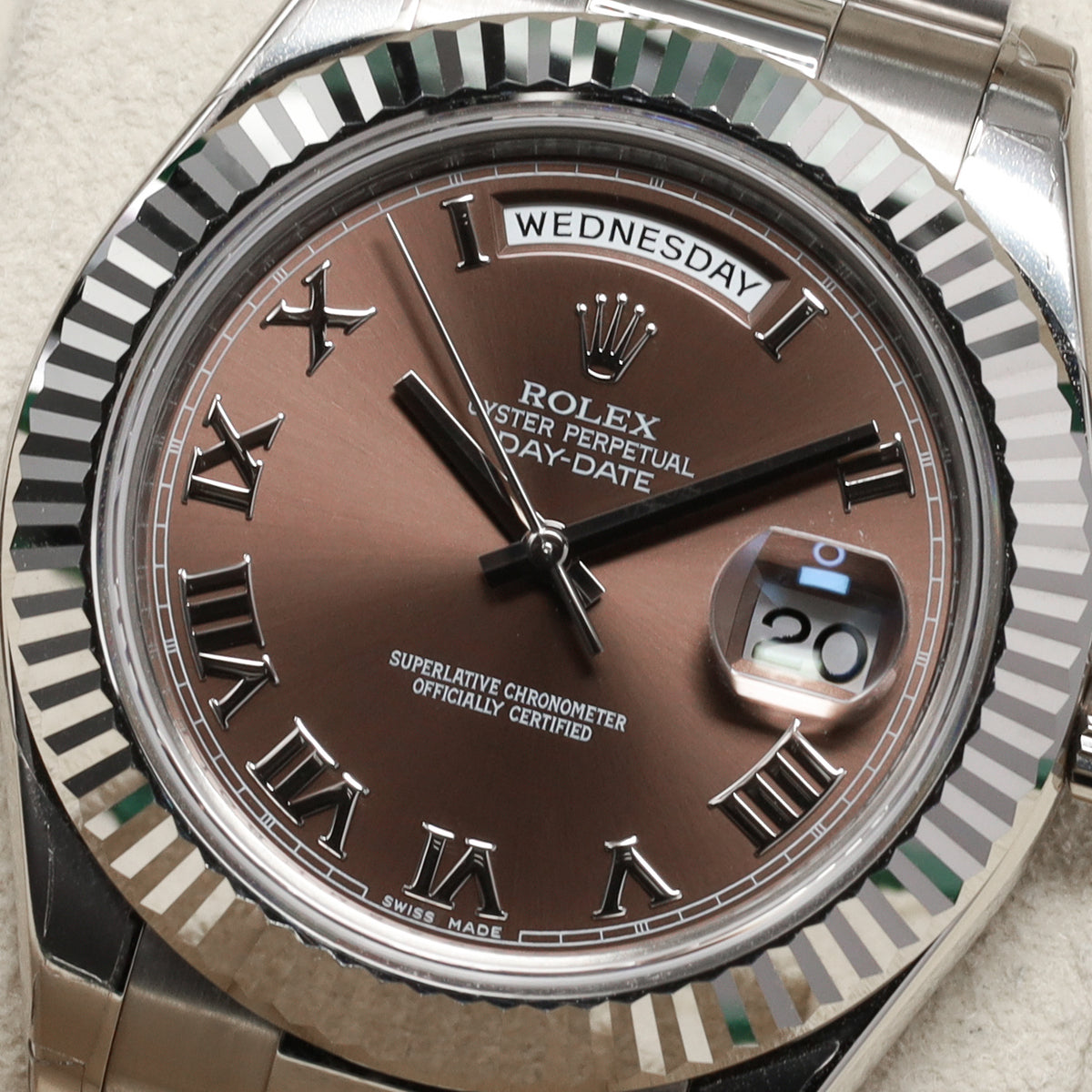 Rolex Day Date II 2011 Complete 41mm 18k White Gold Brown Dial 18k White Gold Fluted Bezel President Bracelet 218239
