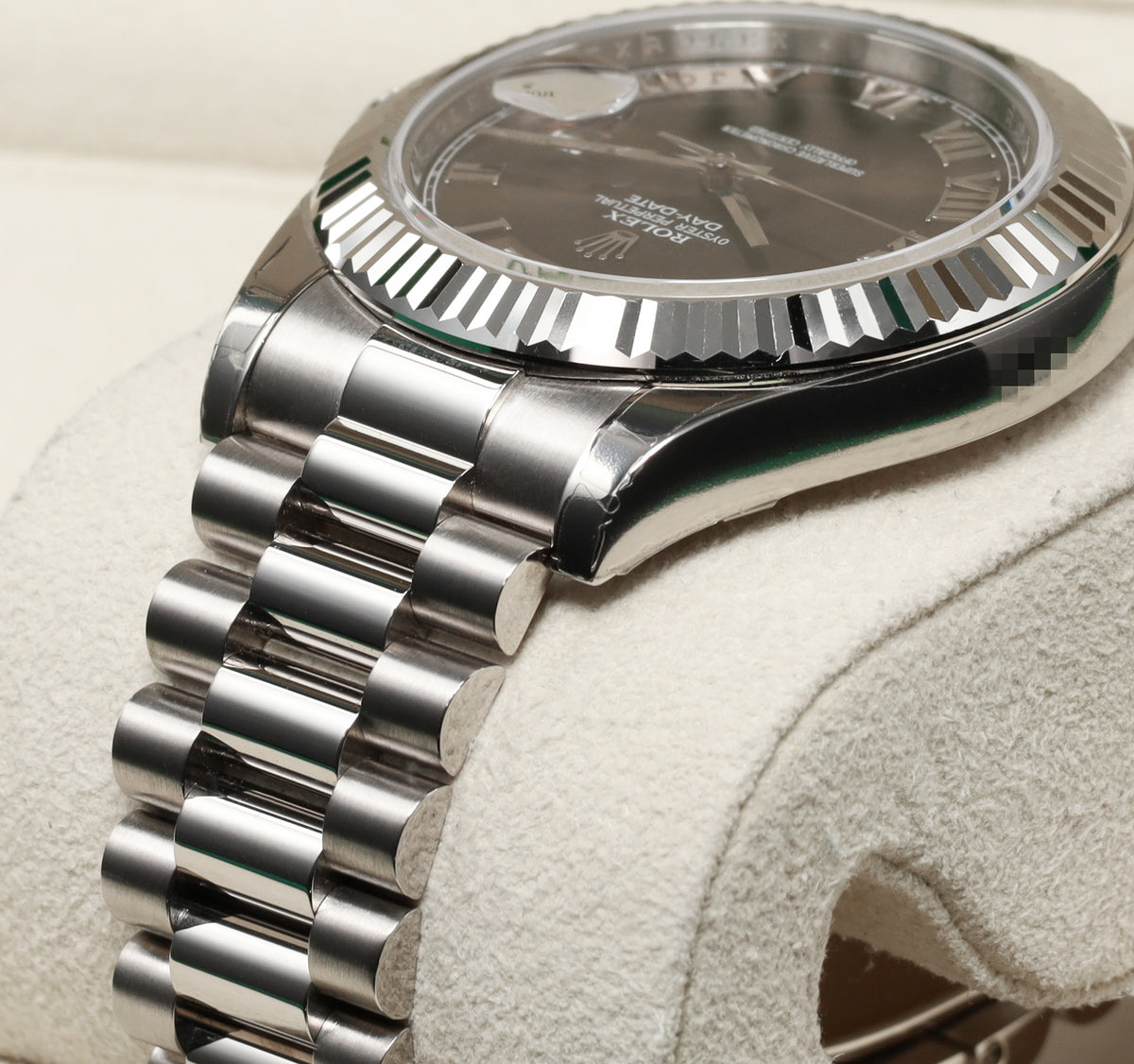Rolex Day Date II 2011 Complete 41mm 18k White Gold Brown Dial 18k White Gold Fluted Bezel President Bracelet 218239