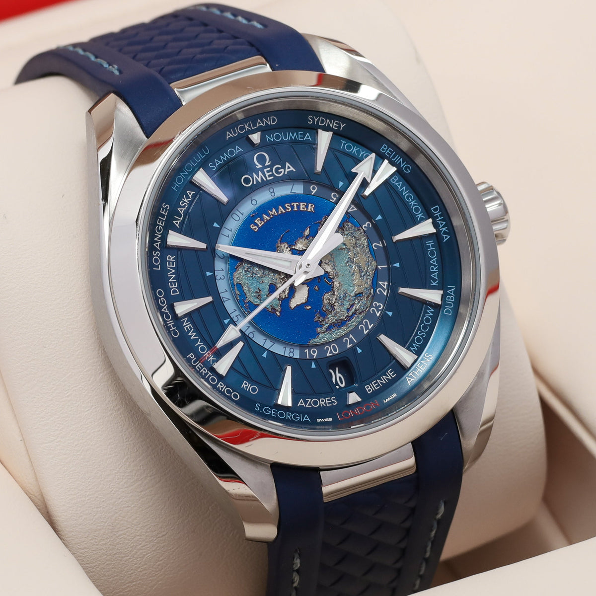 Omega Seamaster Aqua Terra Worldtimer 150m Worldtime 2022 Complete 43mm Steel Blue Dial Blue Strap GMT 220.12.43.22.03.001