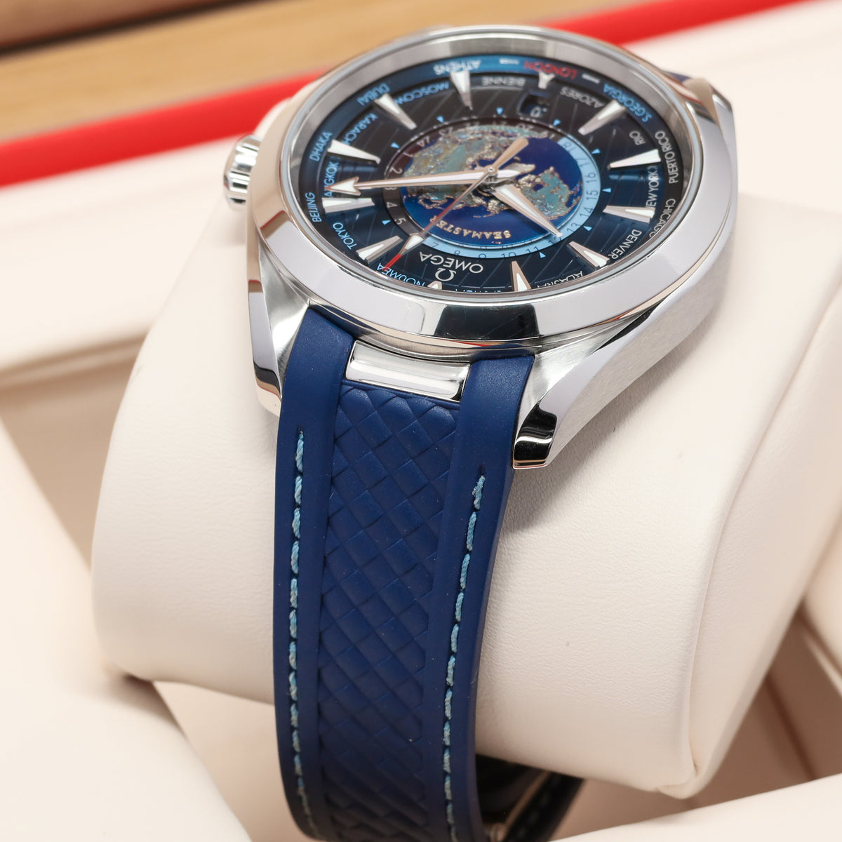 Omega Seamaster Aqua Terra Worldtimer 150m Worldtime 2022 Complete 43mm Steel Blue Dial Blue Strap GMT 220.12.43.22.03.001