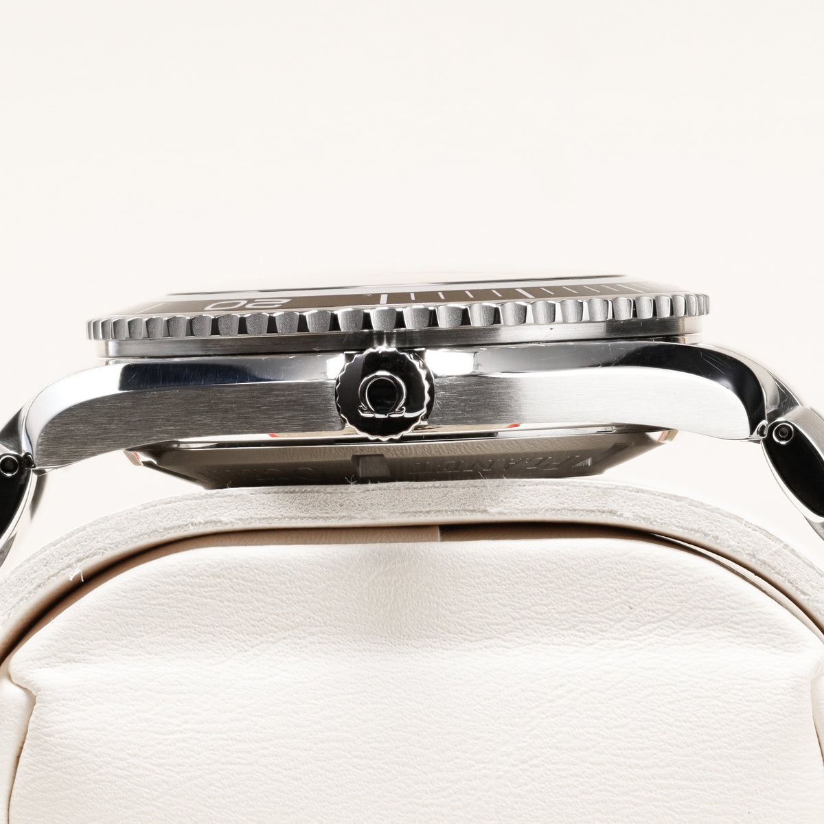 Omega Seamaster 45.5mm Stainless Steel Black Dial Black Aluminum Bezel Stainless Steel Bracelet 22005000
