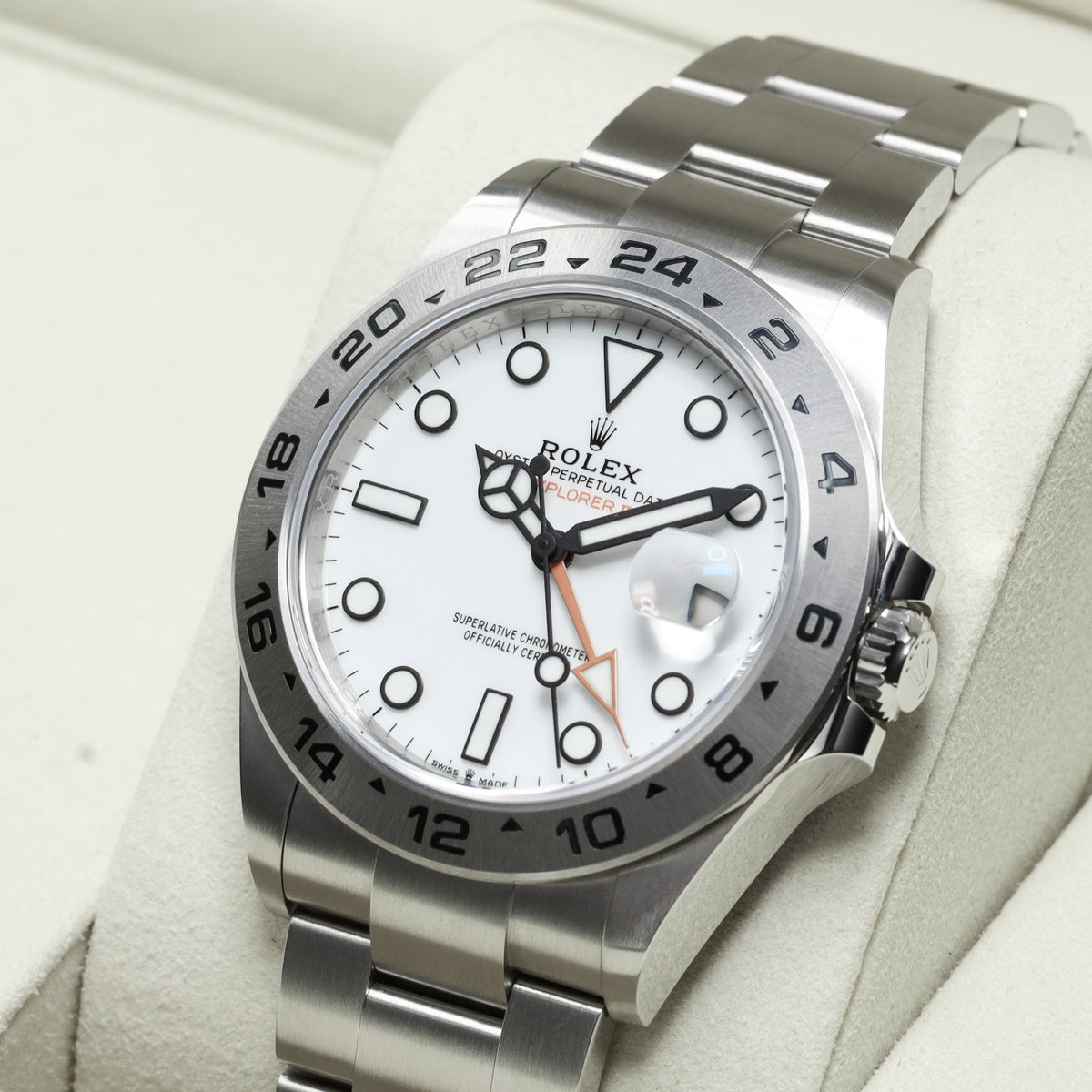 Rolex Explorer II Polar 2026 Complete 42mm Oystersteel White Dial Fixed Oystersteel 24-Hour Bezel Oyster Bracelet 226570