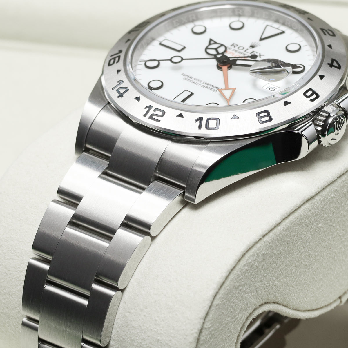 Rolex Explorer II Polar 2026 Complete 42mm Oystersteel White Dial Fixed Oystersteel 24-Hour Bezel Oyster Bracelet 226570