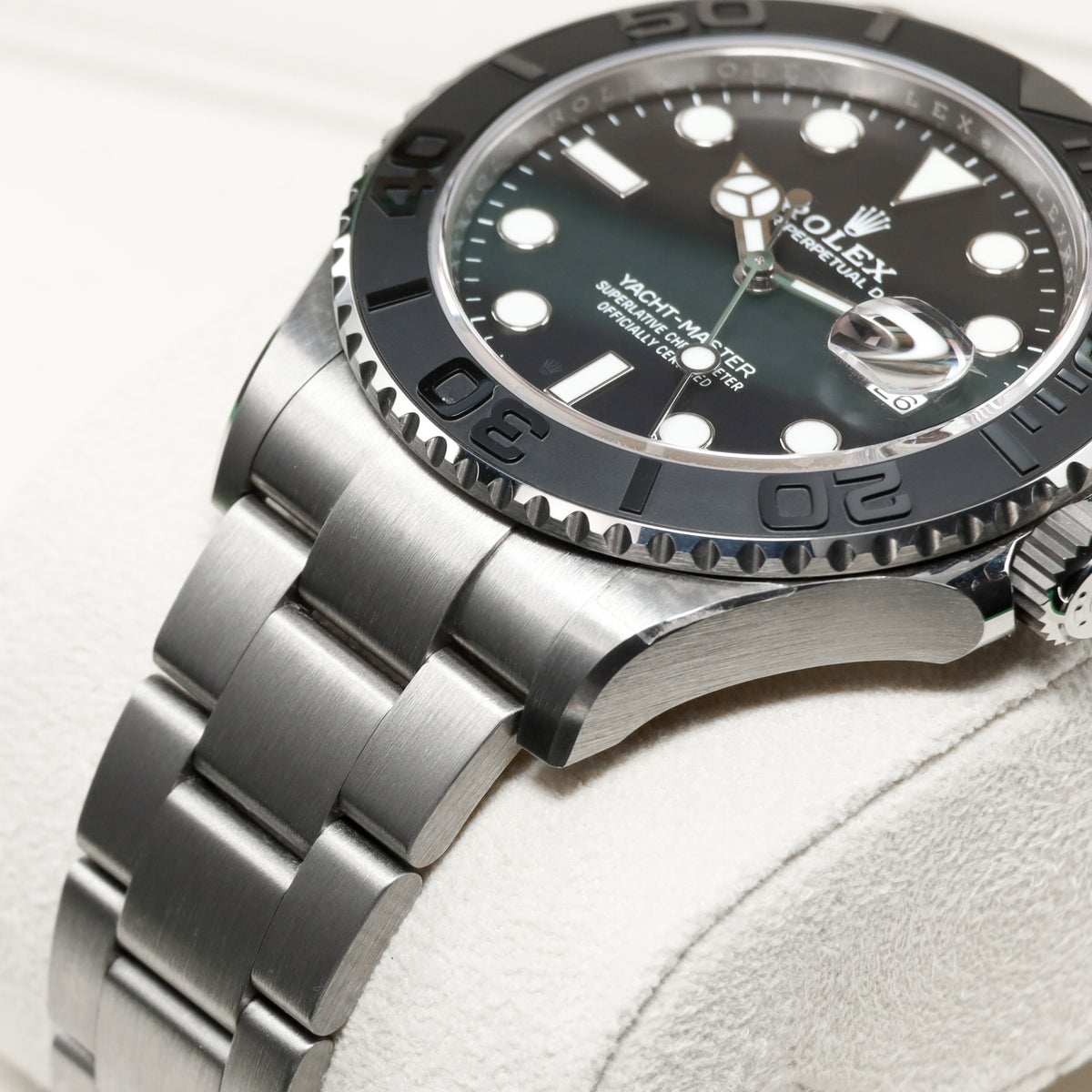 Rolex Yacht Master Complete 42mm RLX Titanium Black Dial Black Cerachrom Ceramic Bezel RLX Titanium Oyster Bracelet 226627