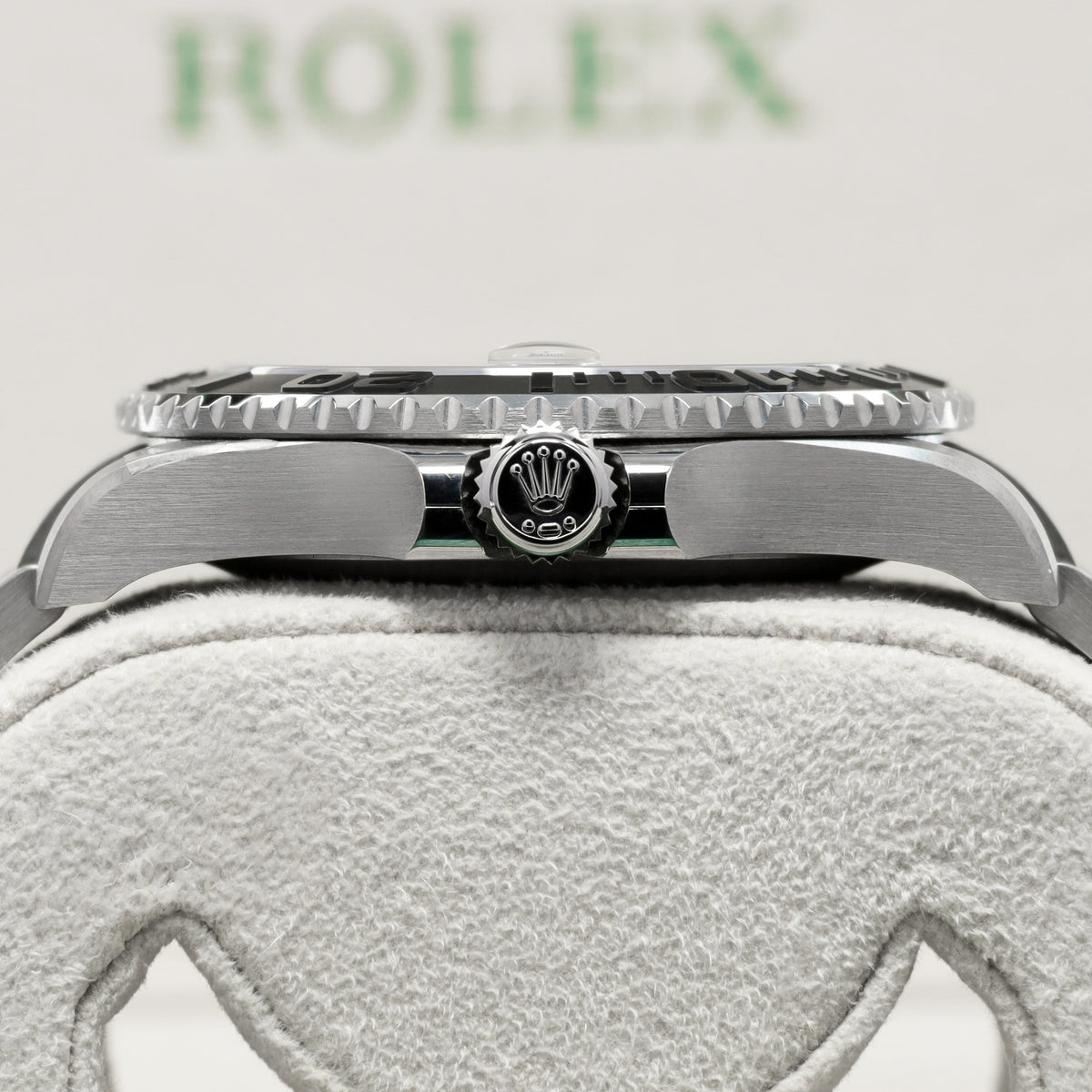 Rolex Yacht Master Complete 42mm RLX Titanium Black Dial Black Cerachrom Ceramic Bezel RLX Titanium Oyster Bracelet 226627