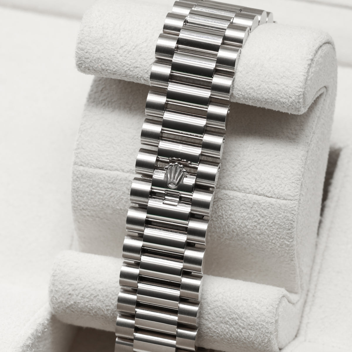 Rolex Day Date 2024 Complete 40mm 18k White Gold Meteorite with Baguette-Cut Diamond Markers Dial 18k White Gold Fluted Bezel 18k White Gold President Bracelet with Concealed Crownclasp 228239