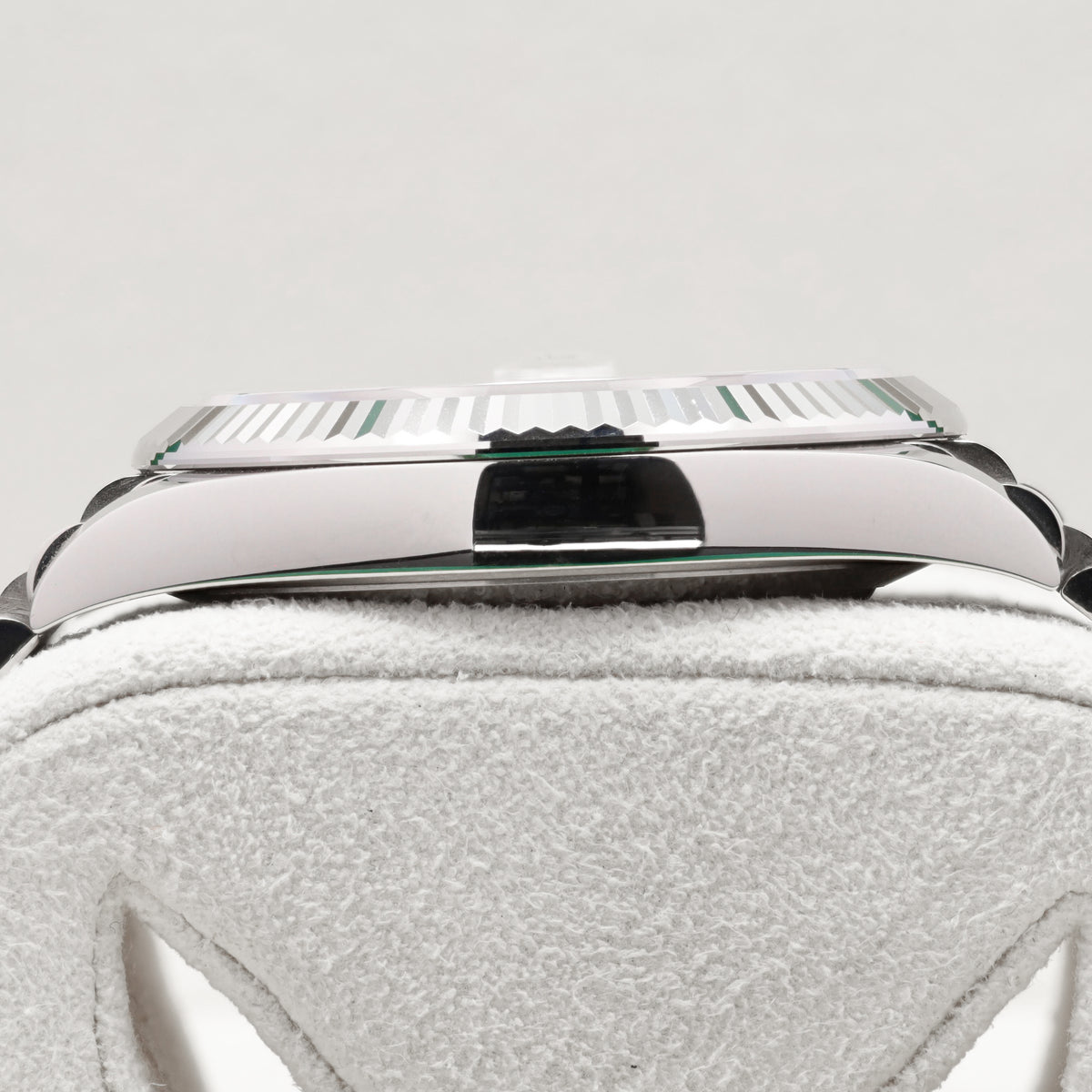 Rolex Day Date 2024 Complete 40mm 18k White Gold Meteorite with Baguette-Cut Diamond Markers Dial 18k White Gold Fluted Bezel 18k White Gold President Bracelet with Concealed Crownclasp 228239