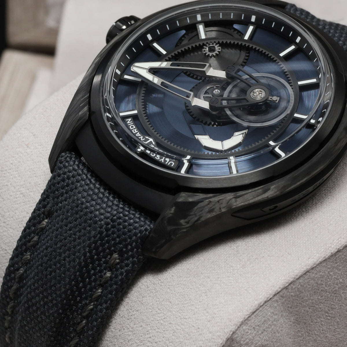 Ulysse Nardin Freak 2025 43mm Carbon and Titanium Blue Openworked Display Dial Carbon Bezel Black Rubber Leather Strap with Folding Clasp 2303-270LE-3A