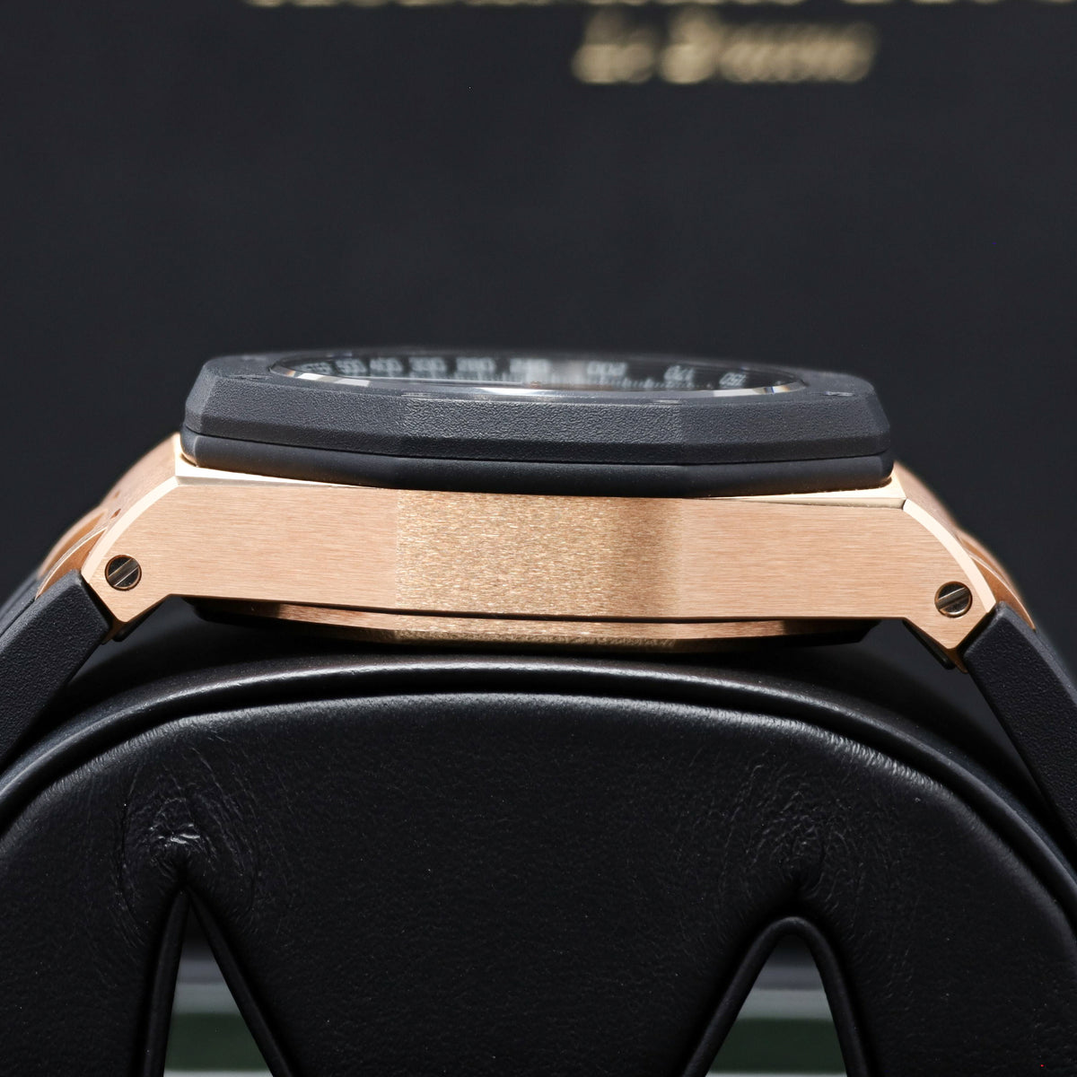 Audemars Piguet Royal Oak Offshore 2026 Complete 42mm 18k Rose Gold Grey with "Mega Tapisserie" Dial Grey Rubberclad Bezel Black Rubber Strap 26238OK.OO.A002CA.01
