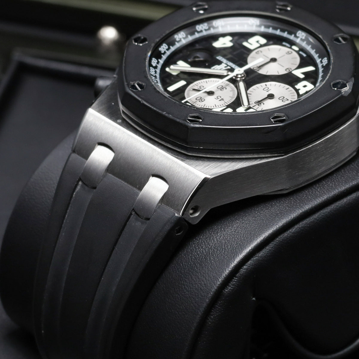 Audemars Piguet Royal Oak Offshore 42mm Stainless Steel Black Dial Black Rubberclad Bezel Black Rubber Strap 25940SK