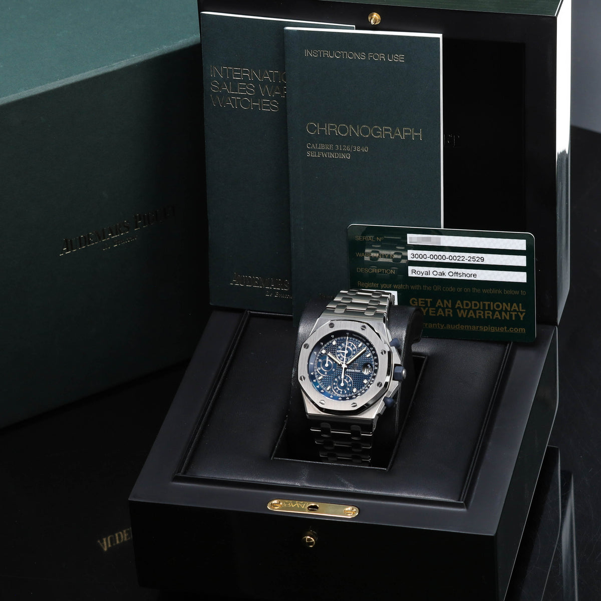 Audemars Piguet Royal Oak Offshore The Beast 2023 Complete 42mm Stainless Steel Blue Méga Tapisserie Dial Stainless Steel Stainless Steel Integrated Bracelet 26237ST