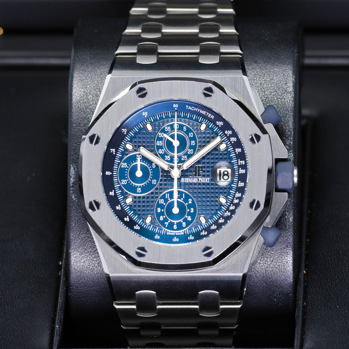 Audemars Piguet Royal Oak Offshore The Beast 2023 Complete 42mm Stainless Steel Blue Méga Tapisserie Dial Stainless Steel Stainless Steel Integrated Bracelet 26237ST