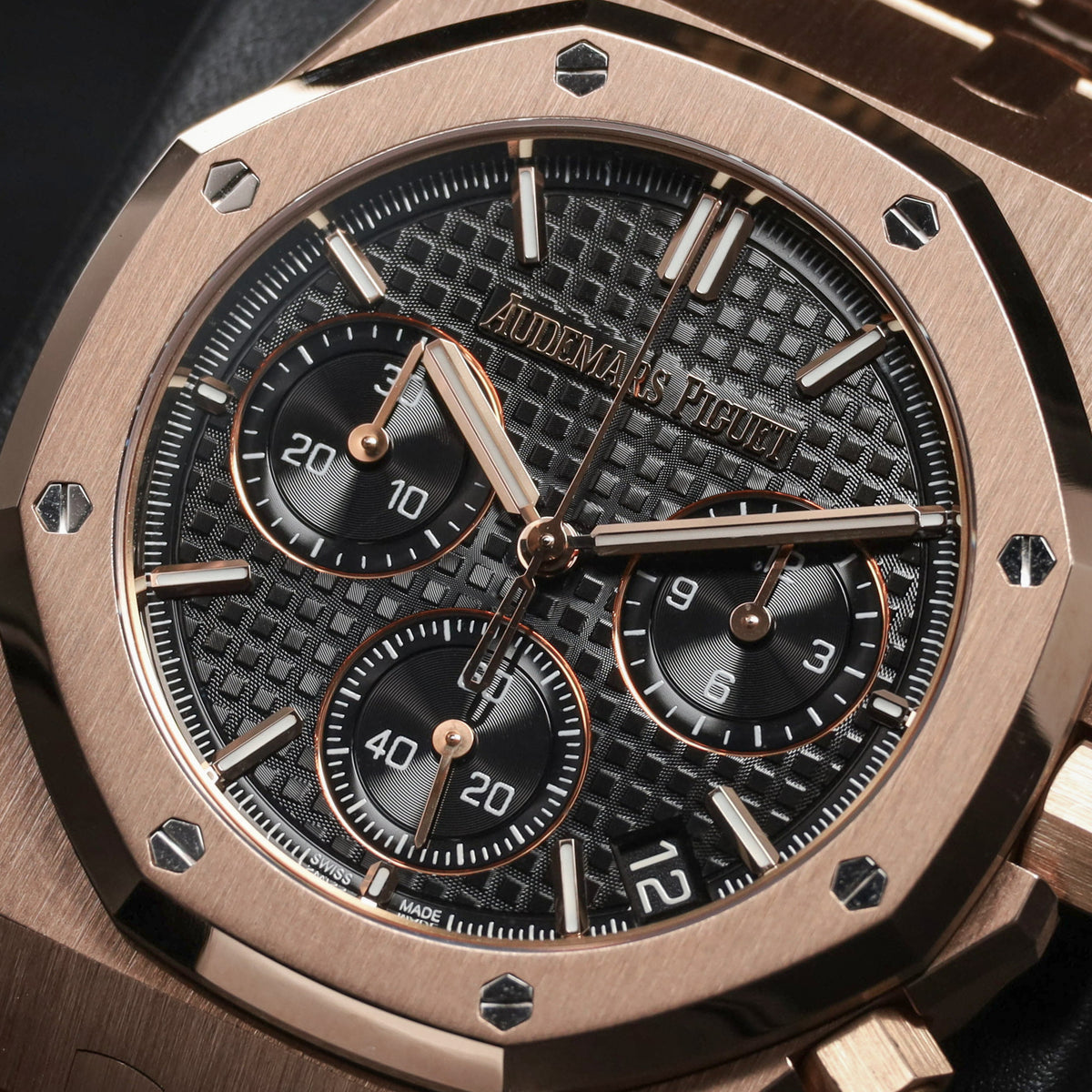 Audemars Piguet Royal Oak 2022 Complete 41mm 18k Rose Gold Black with Grande Tapisserie Dial 18k Rose Gold Bezel 18k Rose Gold Bracelet 26240OR.OO.1320OR.02