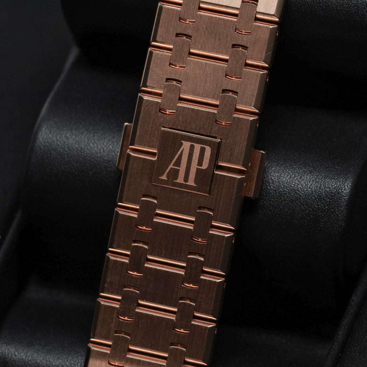 Audemars Piguet Royal Oak 2022 Complete 41mm 18k Rose Gold Black with Grande Tapisserie Dial 18k Rose Gold Bezel 18k Rose Gold Bracelet 26240OR.OO.1320OR.02