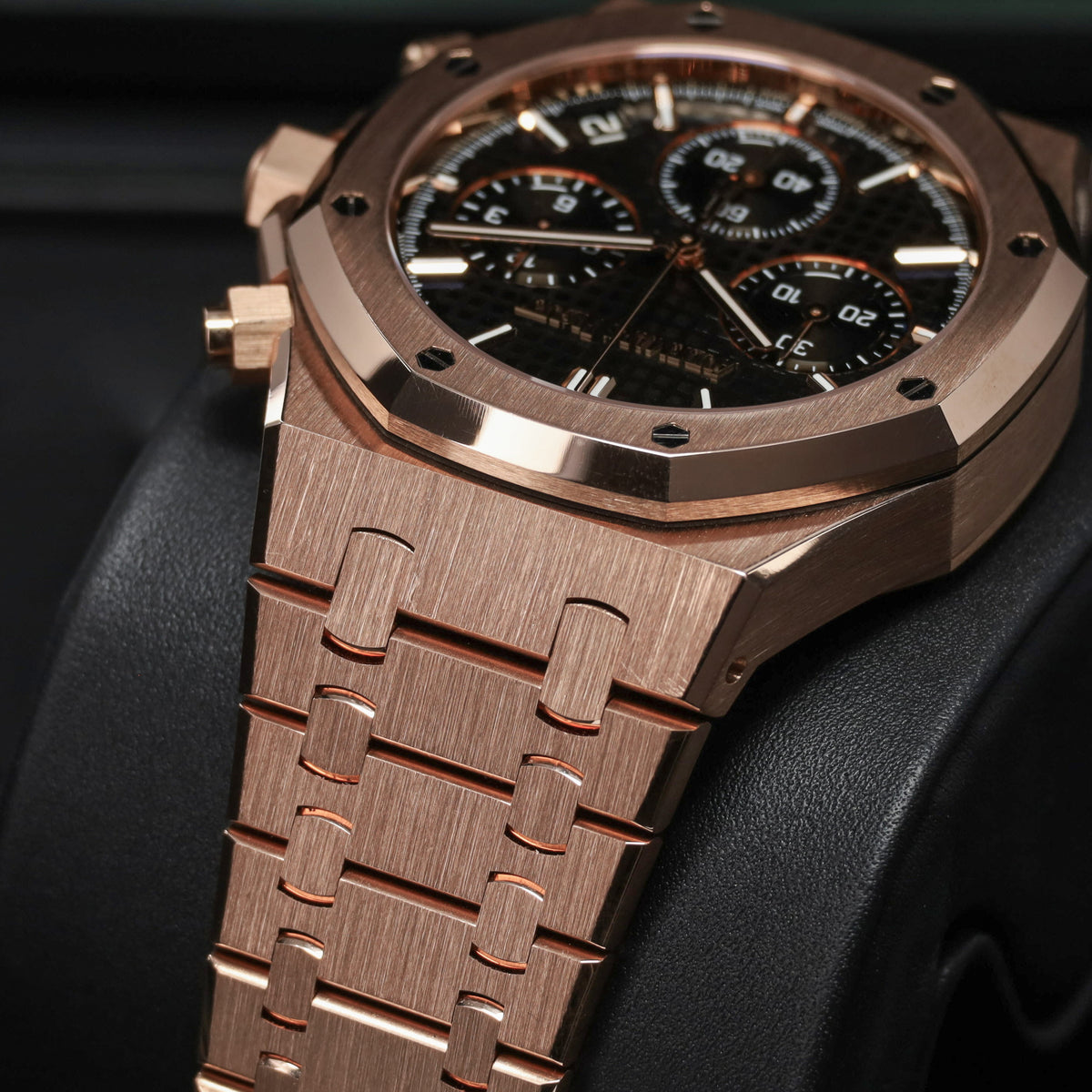 Audemars Piguet Royal Oak 2022 Complete 41mm 18k Rose Gold Black with Grande Tapisserie Dial 18k Rose Gold Bezel 18k Rose Gold Bracelet 26240OR.OO.1320OR.02