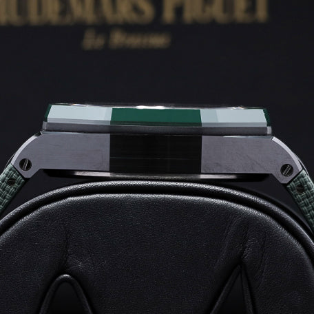 Audemars Piguet Royal Oak Offshore  Complete 44mm Black Ceramic Green Méga Tapisserie Dial Green Ceramic Bezel Green Rubber Strap 26405CE