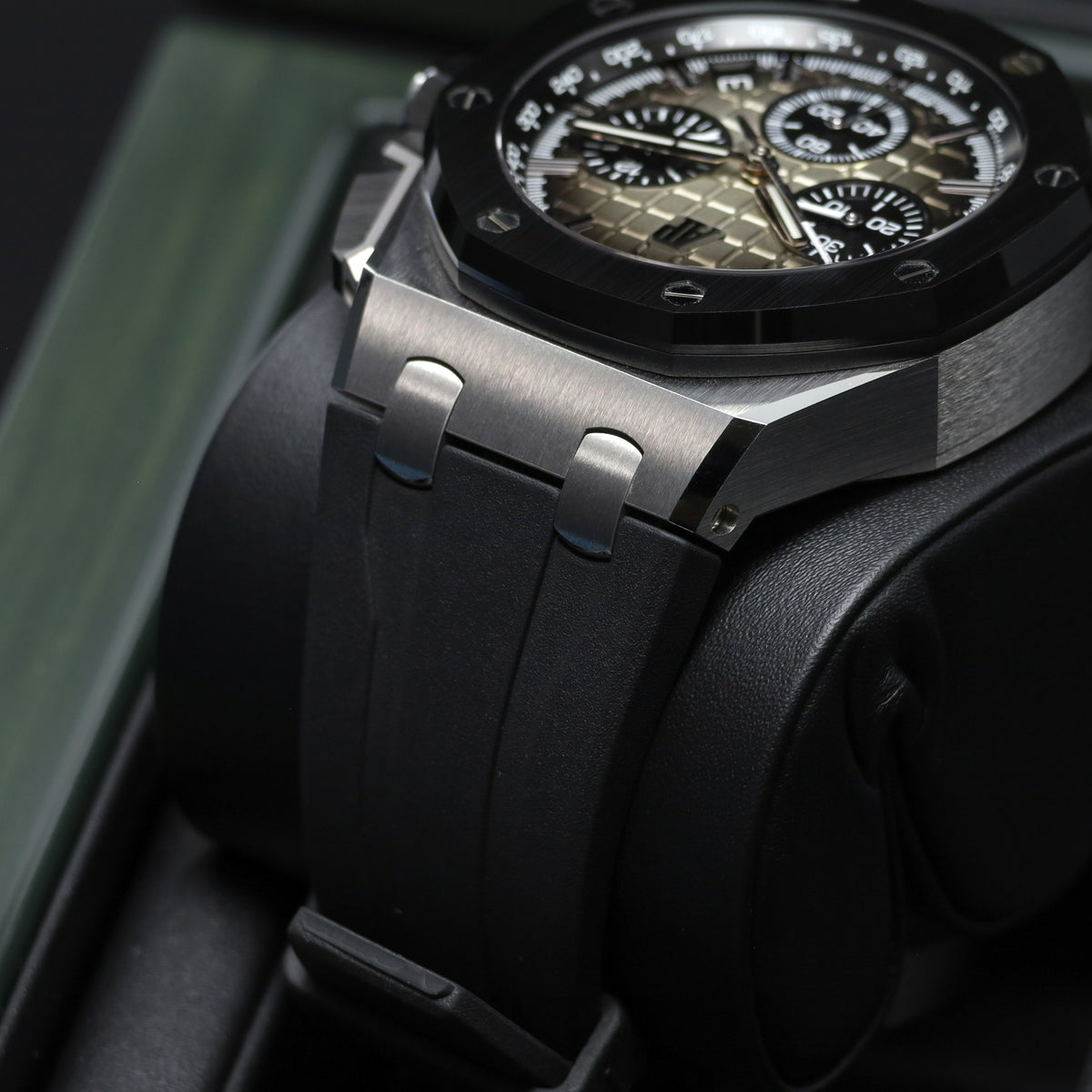 Audemars Piguet Royal Oak Offshore 2022 Complete 43mm Stainless Steel Taupe "Méga Tapisserie"  Dial Black Ceramic Bezel Rubber Strap 26420SO.OOA600CA.01