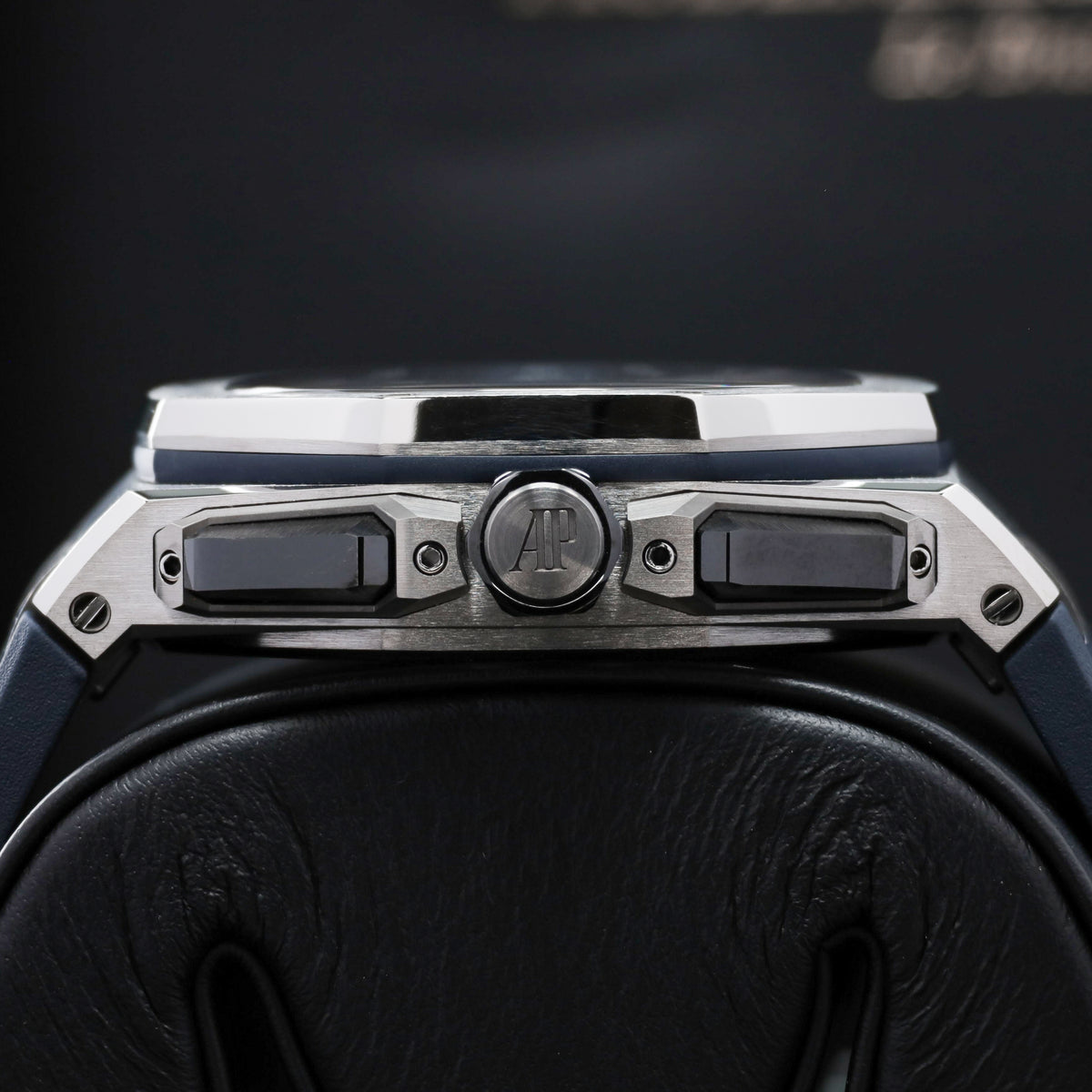 Audemars Piguet Royal Oak Offshore 2023 Complete 43mm Titanium Blue “Méga Tapisserie” Dial Titanium Bezel Blue Rubber Strap 26420TI
