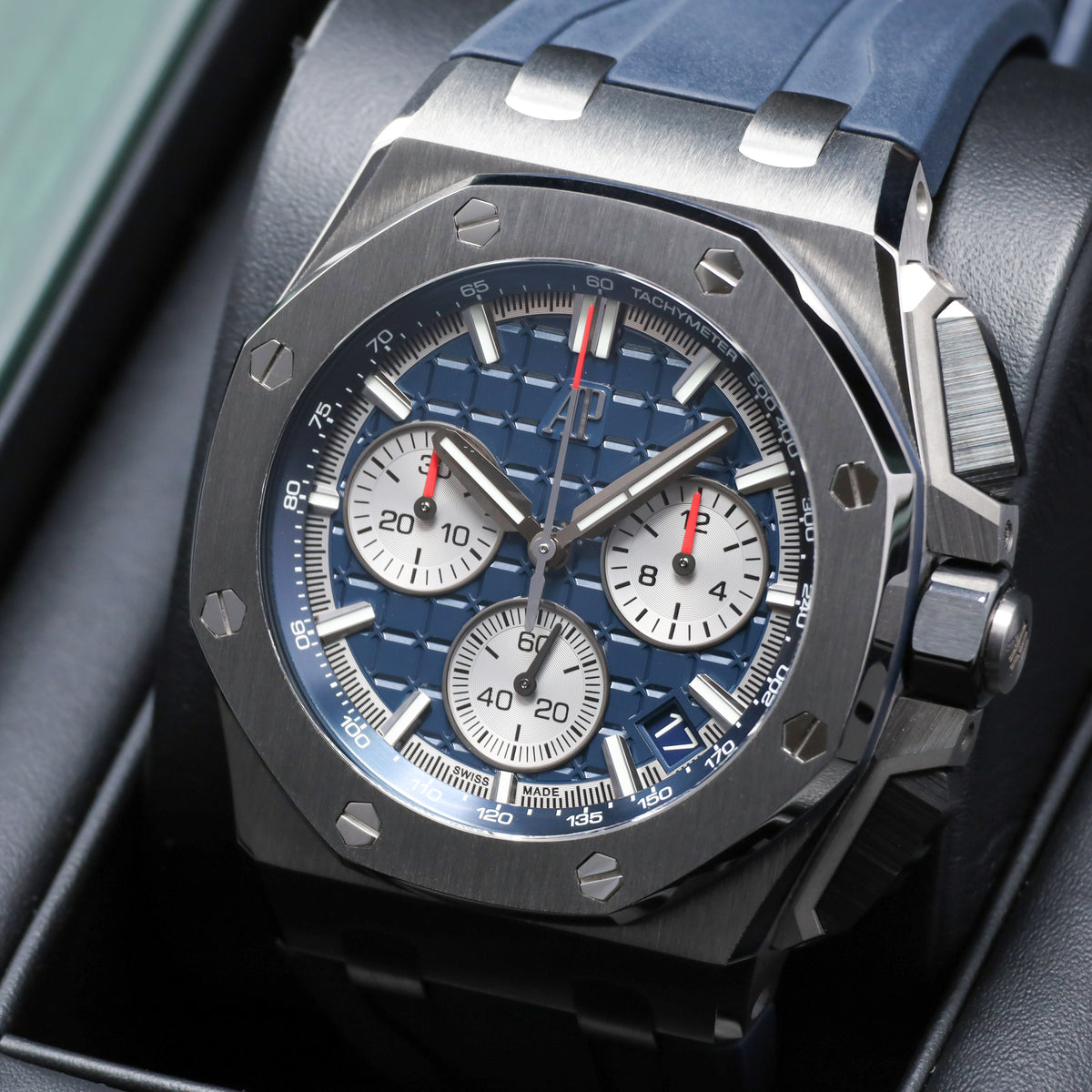 Audemars Piguet Royal Oak Offshore 2023 Complete 43mm Titanium Blue “Méga Tapisserie” Dial Titanium Bezel Blue Rubber Strap 26420TI