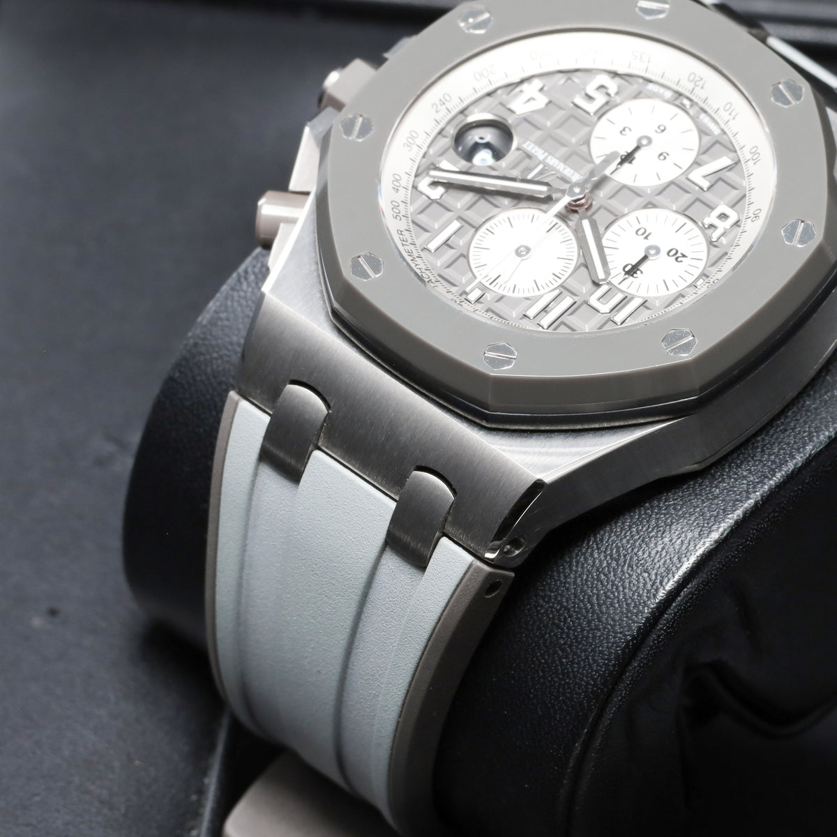 Audemars Piguet Royal Oak Offshore 2019 Complete 42mm Titanium Grey “Méga Tapisserie” Dial Grey Ceramic Bezel Grey Rubber Strap with Titanium Pin Buckle  26470IO