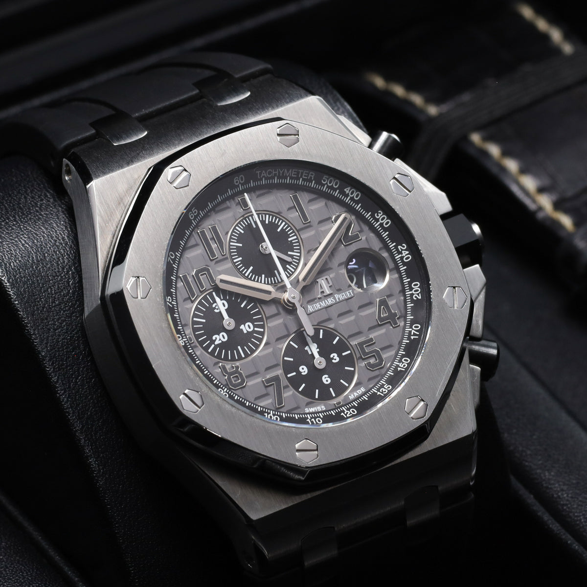 Audemars Piguet ROO Elephant 2016 Complete 42mm Stainless Steel Grey Méga Tapisserie Black Subdials Stainless Steel Octagonal Bezel Black Rubber Strap 26470ST