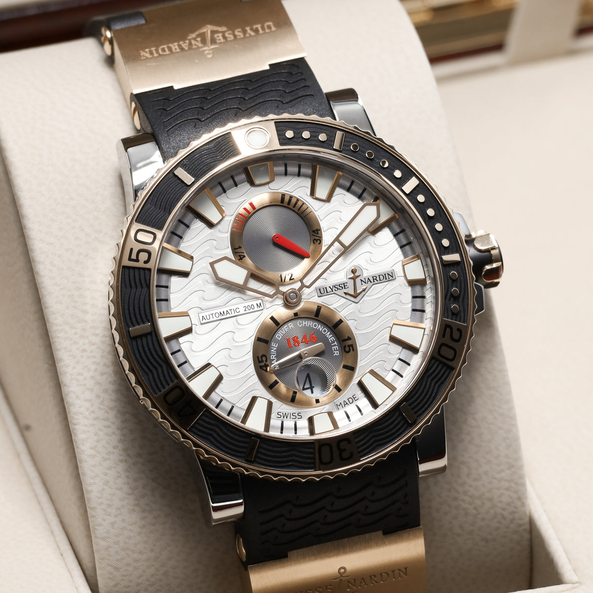 Ulysse Nardin Maxi Marine Diver 2016 Complete 43mm Titanium and 18k Rose Gold White Wave Dial Titanium with 18k Rose Gold Bezel Rubber Strap 265-90