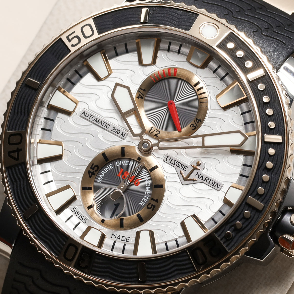 Ulysse Nardin Maxi Marine Diver 2016 Complete 43mm Titanium and 18k Rose Gold White Wave Dial Titanium with 18k Rose Gold Bezel Rubber Strap 265-90
