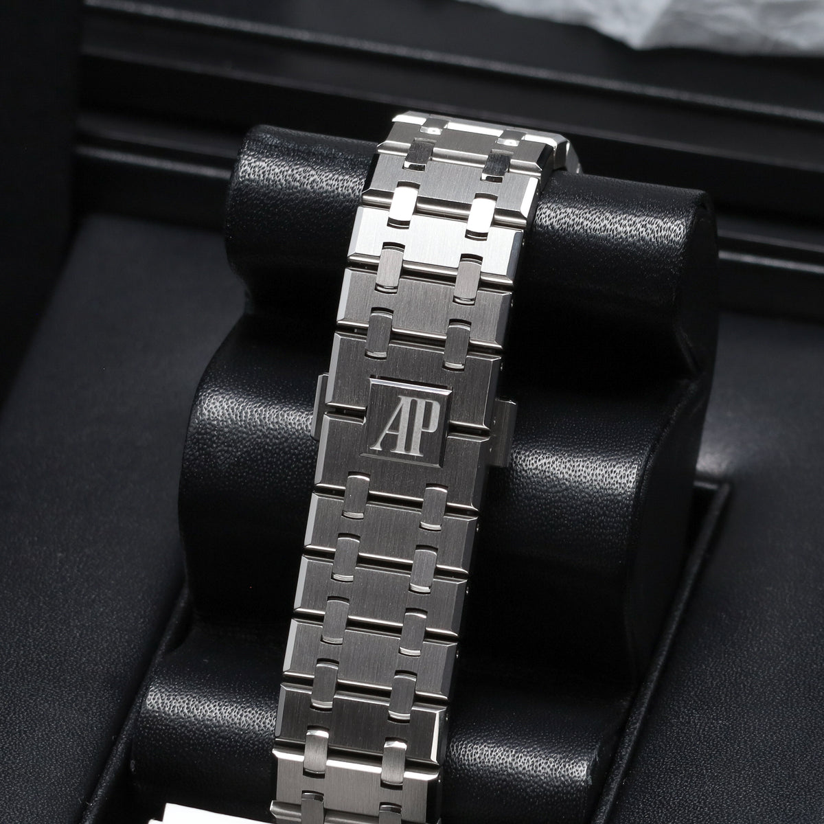 Audemars Piguet Royal Oak Perpetual Calendar 2021 Complete 41mm Blue Dial Steel Case Brushed Bezel 26574ST.OO.1220ST.02