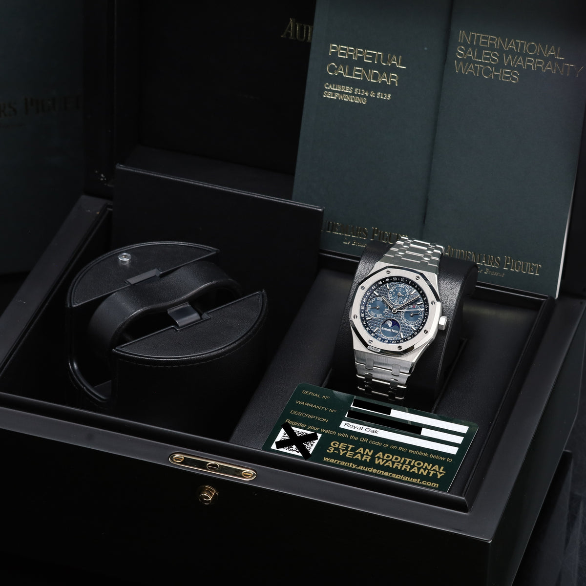 Audemars Piguet Royal Oak Perpetual Calendar 2021 Complete 41mm Blue Dial Steel Case Brushed Bezel 26574ST.OO.1220ST.02