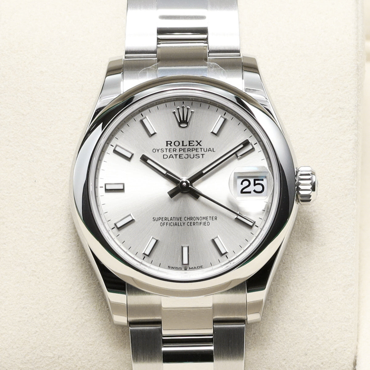 Rolex Oyster Perpetual 2026  Complete 31mm Oystersteel Silver Dial Smooth Bezel Oyster Bracelet 278240