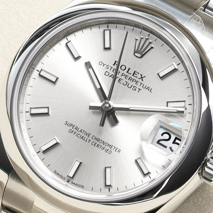 Rolex Oyster Perpetual 2026  Complete 31mm Oystersteel Silver Dial Smooth Bezel Oyster Bracelet 278240