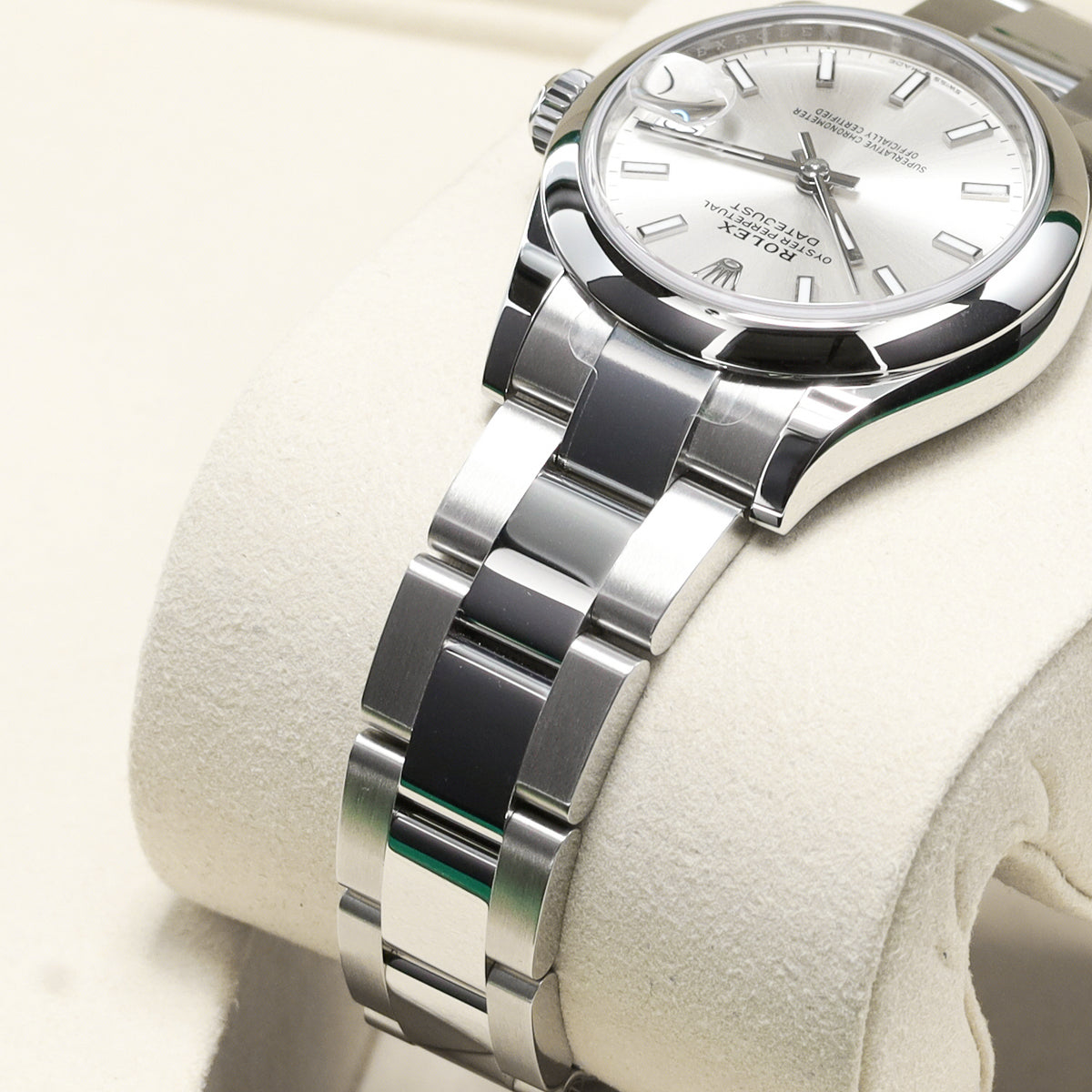 Rolex Oyster Perpetual 2026  Complete 31mm Oystersteel Silver Dial Smooth Bezel Oyster Bracelet 278240