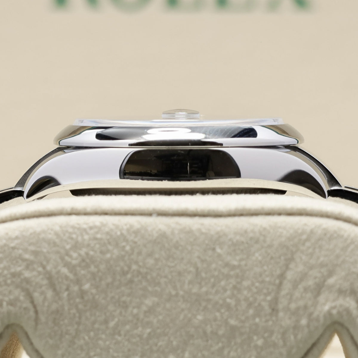 Rolex Datejust 31 2025 Complete 31mm Oystersteel Green Smooth Bezel Oyster Bracelet 278240