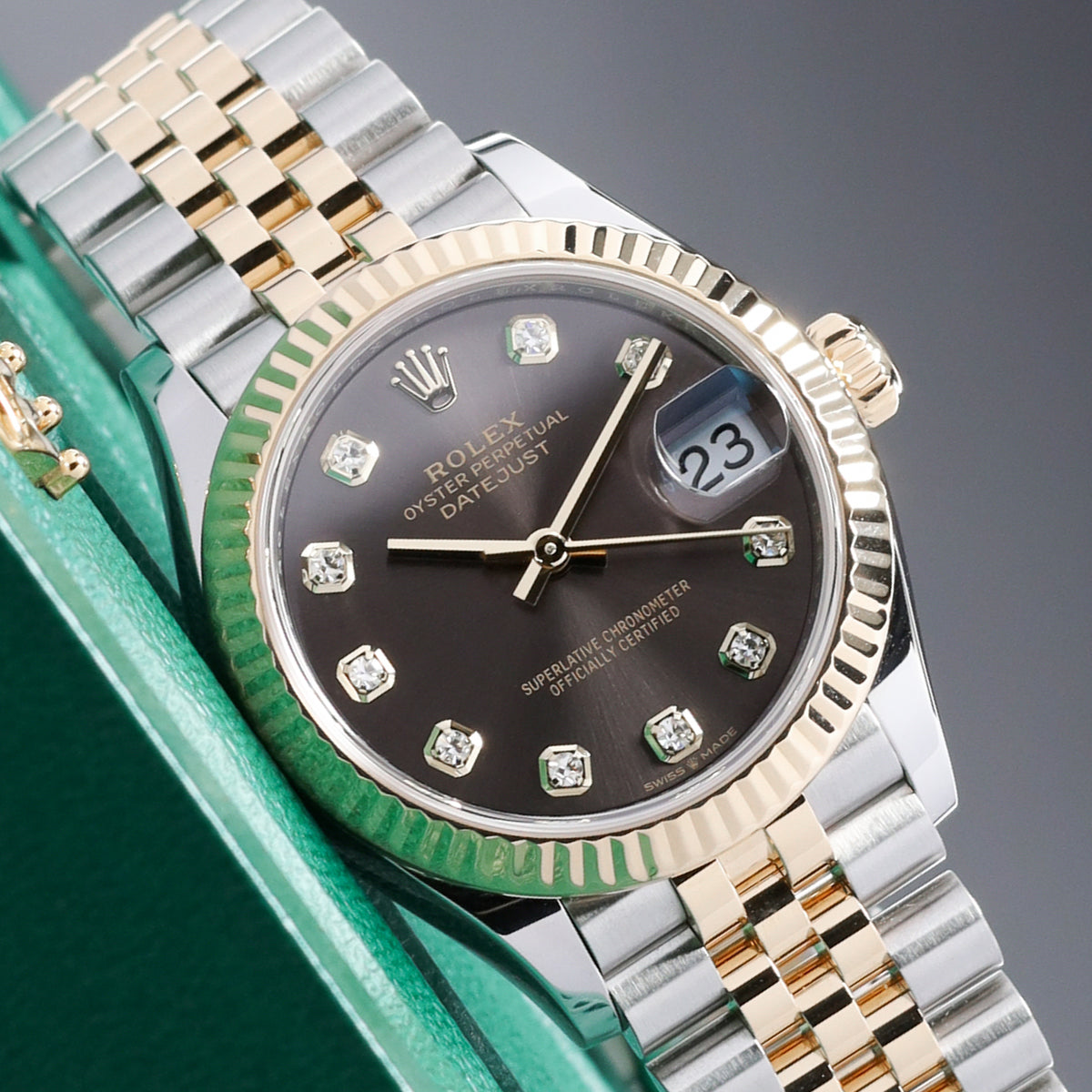 Rolex Datejust 2025 Complete 31mm Oystersteel and Yellow Gold Grey with Diamond Hour Markers Dial Yellow Gold Fluted Bezel Two-Tone Jubilee Bracelet 278273