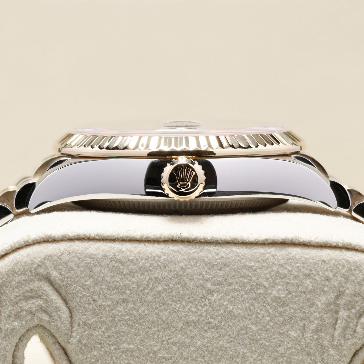 Rolex Datejust 2025 Complete 31mm Oystersteel and Yellow Gold Grey with Diamond Hour Markers Dial Yellow Gold Fluted Bezel Two-Tone Jubilee Bracelet 278273