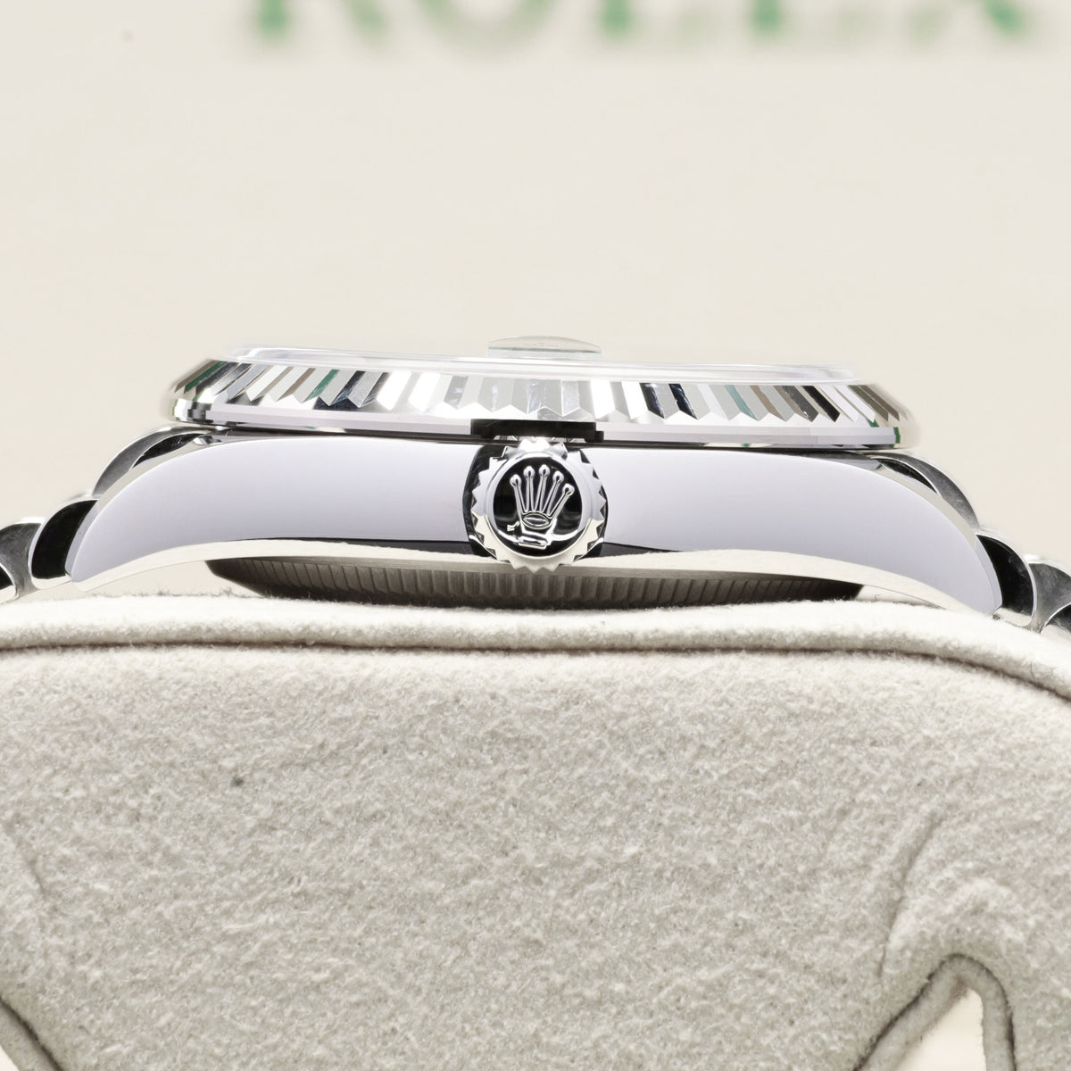 Rolex Datejust 2025 Complete 31mm Oystersteel Green Dial Fluted Bezel Jubilee Bracelet 278274