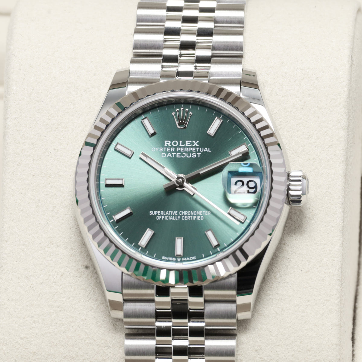 Rolex Datejust 2025 Complete 31mm Oystersteel Green Dial Fluted Bezel Jubilee Bracelet 278274