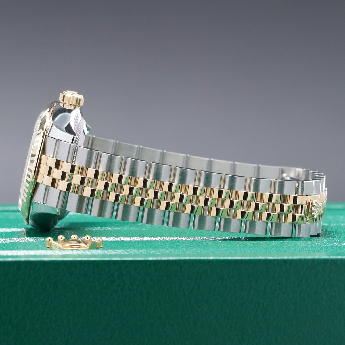 Rolex Datejust 2026 Complete 28mm Two Tone Champagne Diamond Dial Yellow Gold Fluted Bezel Jubilee Bracelet 279173