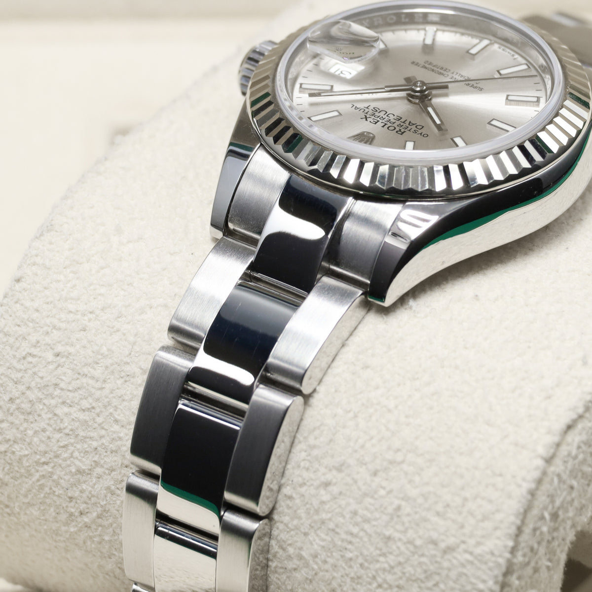 Rolex Datejust 28mm Oystersteel Silver Dial 18k White Gold Fluted Bezel Jubilee Bracelet 279174