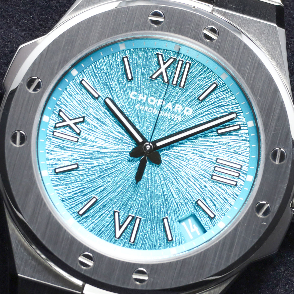 Chopard Alpine Eagle 2025 Complete 41mm Stainless Steel Teal with Roman Numerals Dial Stainless Steel Bezel Stainless Steel Integrated Bracelet 298600-3016
