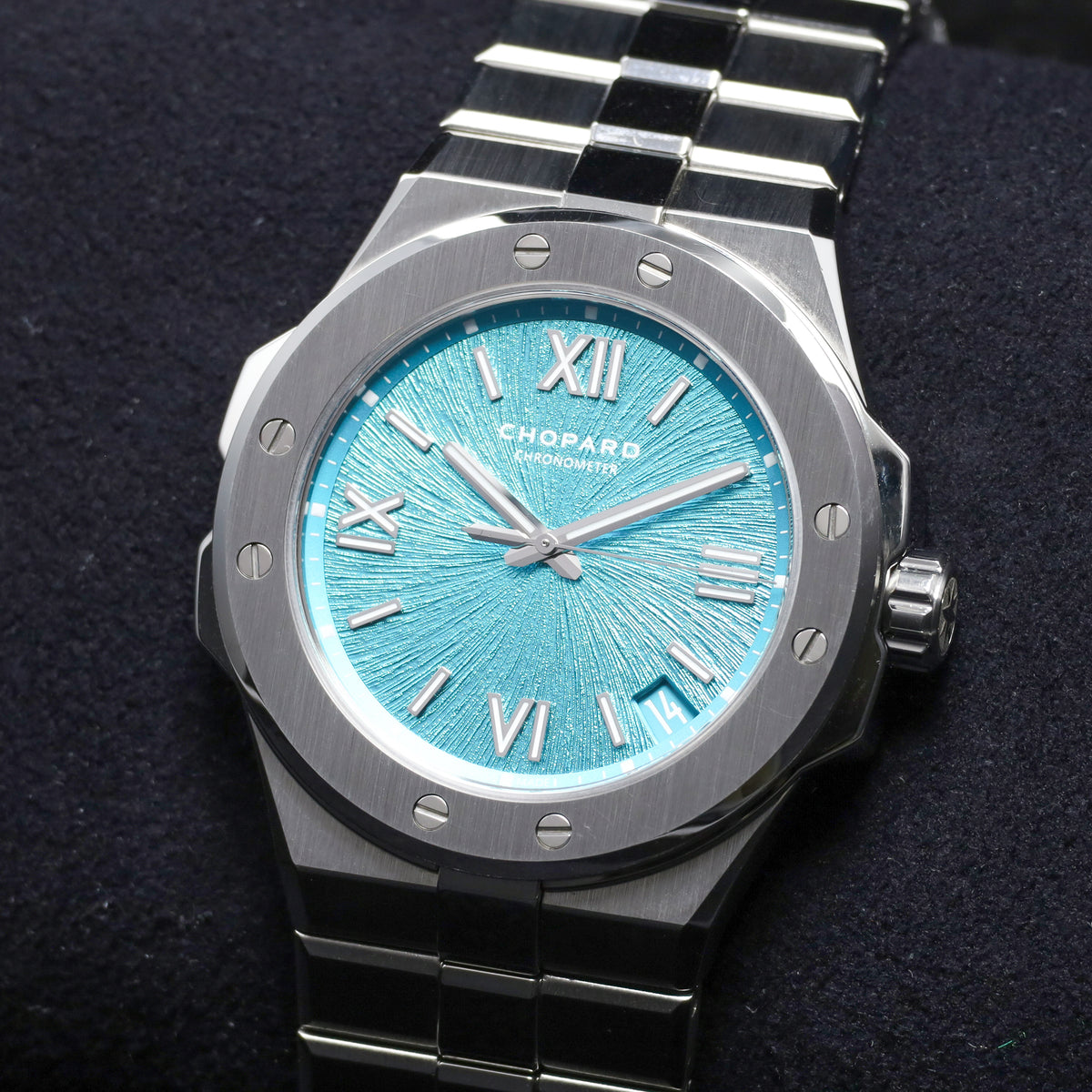 Chopard Alpine Eagle 2025 Complete 41mm Stainless Steel Teal with Roman Numerals Dial Stainless Steel Bezel Stainless Steel Integrated Bracelet 298600-3016