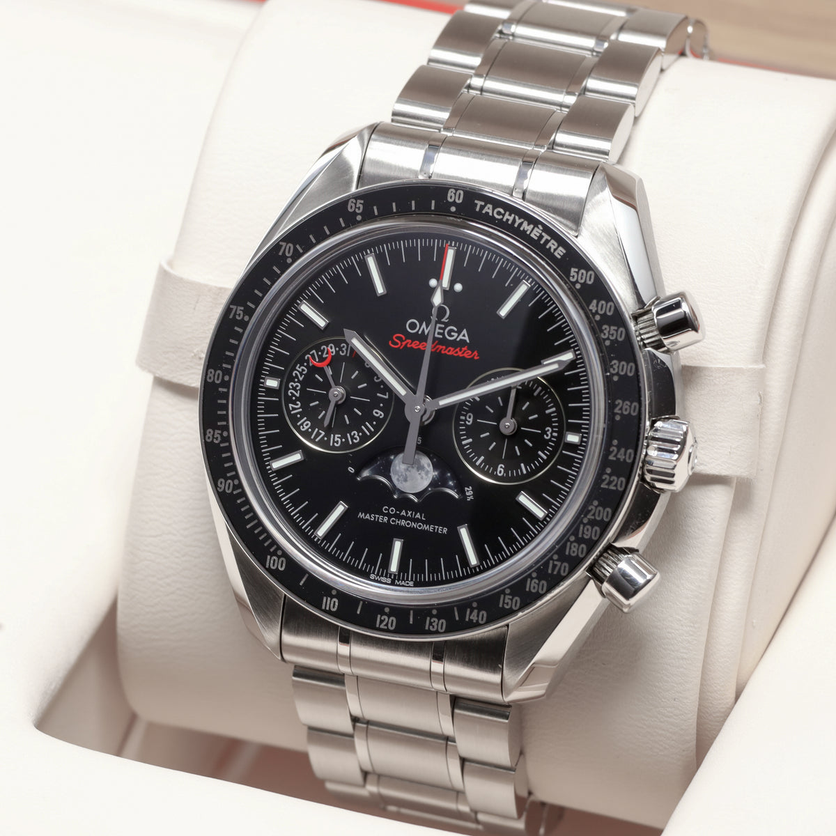 Omega Speedmaster Moonphase Moonwatch Moonphase 2023 Complete 44mm Steel Case Black Dial Black Ceramic Bezel Bracelet 304.30.44.52.01.001