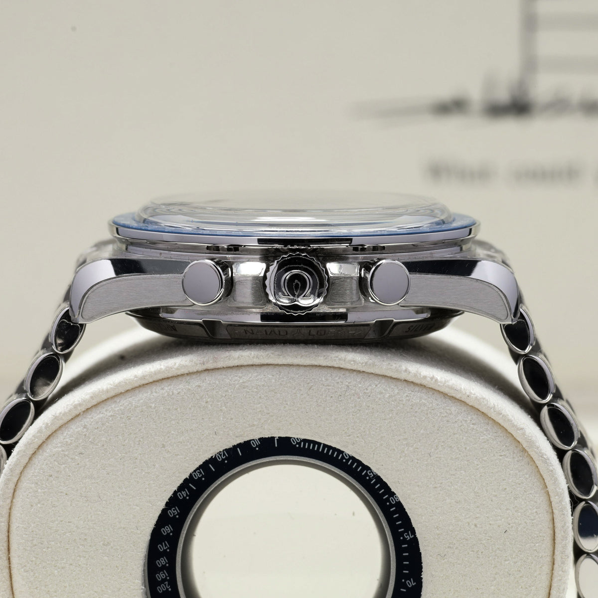 Omega Speedmaster Silver Snoopy Award 2024 Complete 42mm Steel Case White Blue Dial Blue Ceramic Bezel Bracelet310.32.42.50.02.001