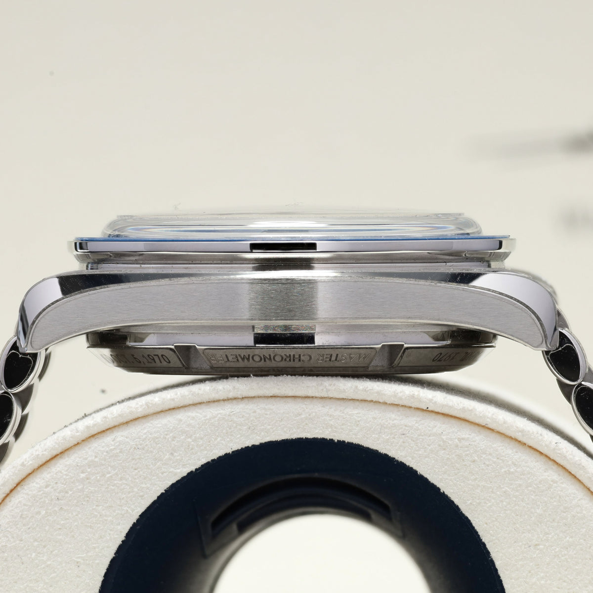Omega Speedmaster Snoopy 2024 Complete 42mm Steel Case Silver-White With Blue Accents Dial Blue Ceramic Tachymeter Bezel Steel Bracelet 310.32.42.50.02.001