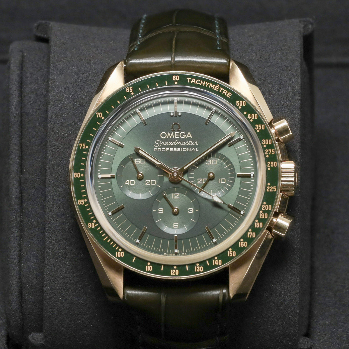 Omega Speedmaster Complete 42mm 18k Moonshine Gold Green Dial Green Ceramic Tachymeter Bezel Green Leather 310.63.42.50.10.001