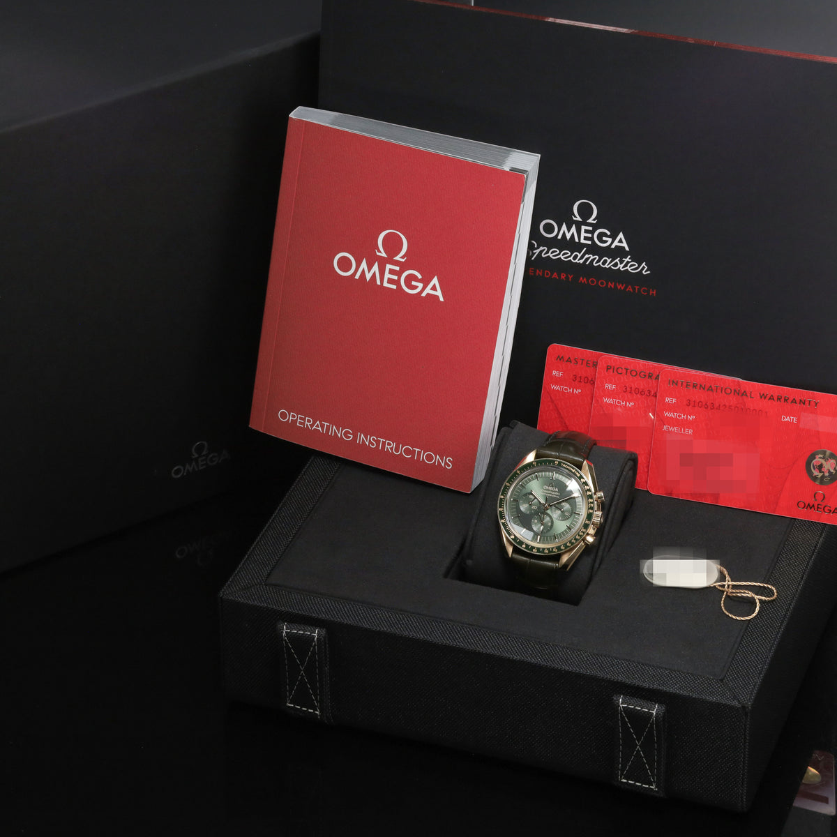 Omega Speedmaster Complete 42mm 18k Moonshine Gold Green Dial Green Ceramic Tachymeter Bezel Green Leather 310.63.42.50.10.001