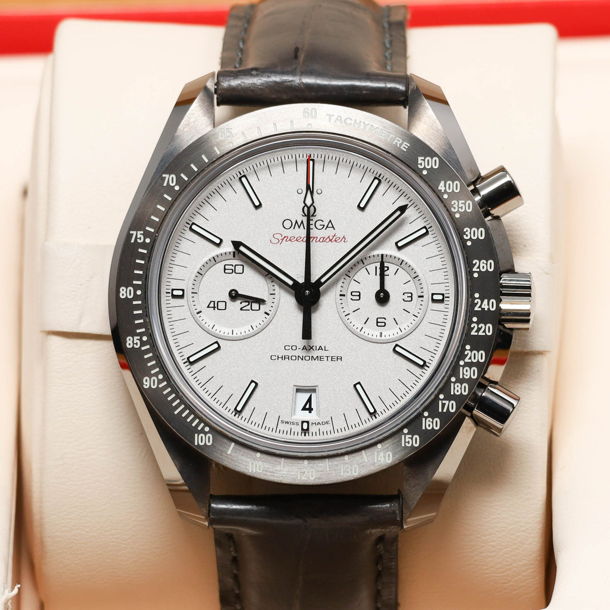 Omega Speedmaster Grey Side Of The Moon 44.25mm Grey Ceramic Platinum/Grey Dial Grey Ceramic Tachymeter Bezel Grey Leather Strap 311.93.44.51.99.002