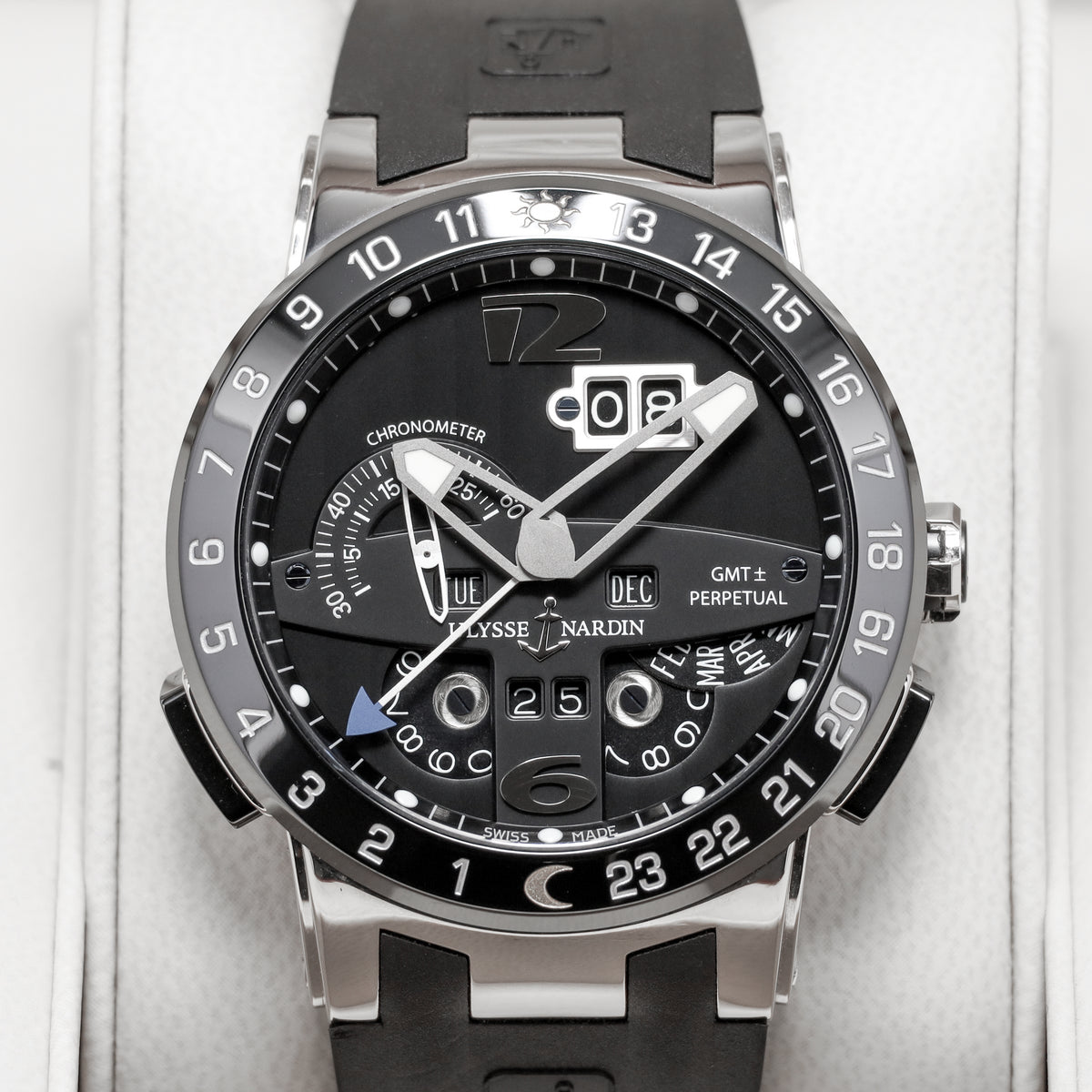 Ulysse Nardin El Toro Complete 43mm Stainless Steel Black Dial Stainless Steel Rubber Strap 320-00
