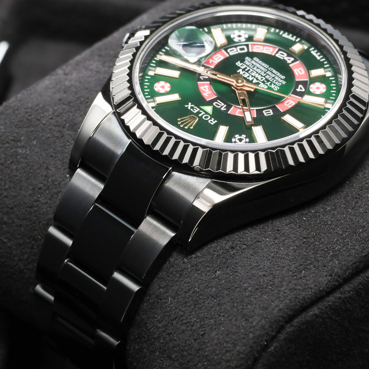 Blaken Rolex 2026 Complete 42mm Oystersteel Green Casino-Inspired Blaken Dial White Gold Fluted Bezel Oystersteel Oyster Bracelet 326934 Blaken