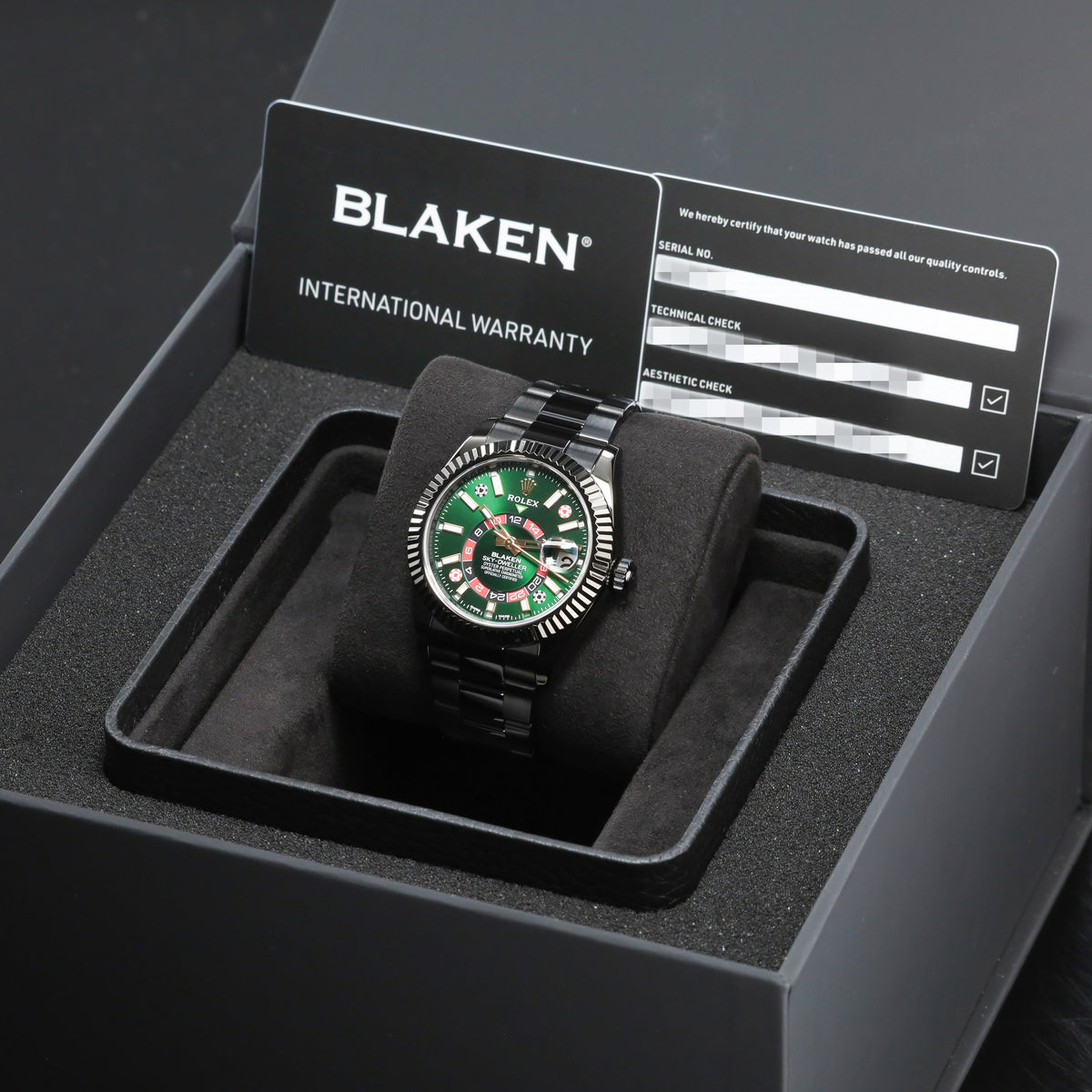 Blaken Rolex 2026 Complete 42mm Oystersteel Green Casino-Inspired Blaken Dial White Gold Fluted Bezel Oystersteel Oyster Bracelet 326934 Blaken